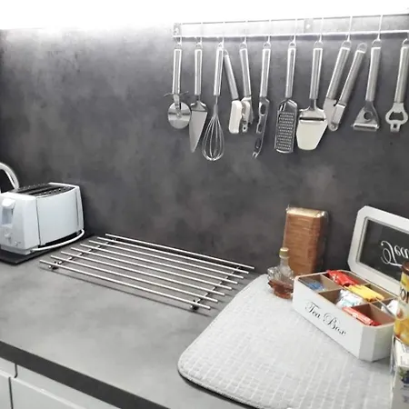 Apartament Plein Coeur Chartrons- Ascenseur Et 2 Places De Parking